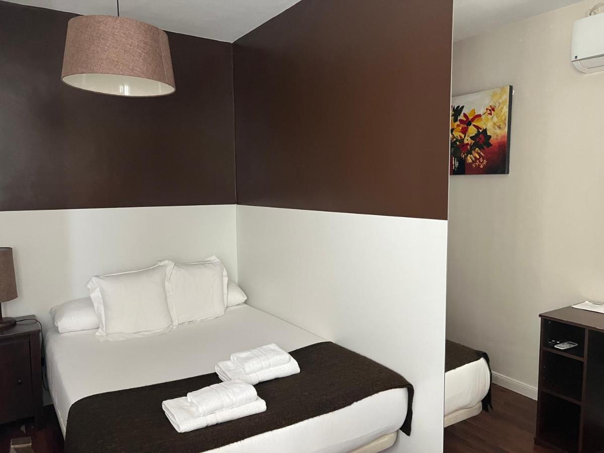 Thc Gran Via Hostel Мадрид Экстерьер фото